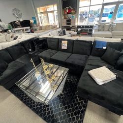 Gorgeous Black Sectional $2599🖤❕