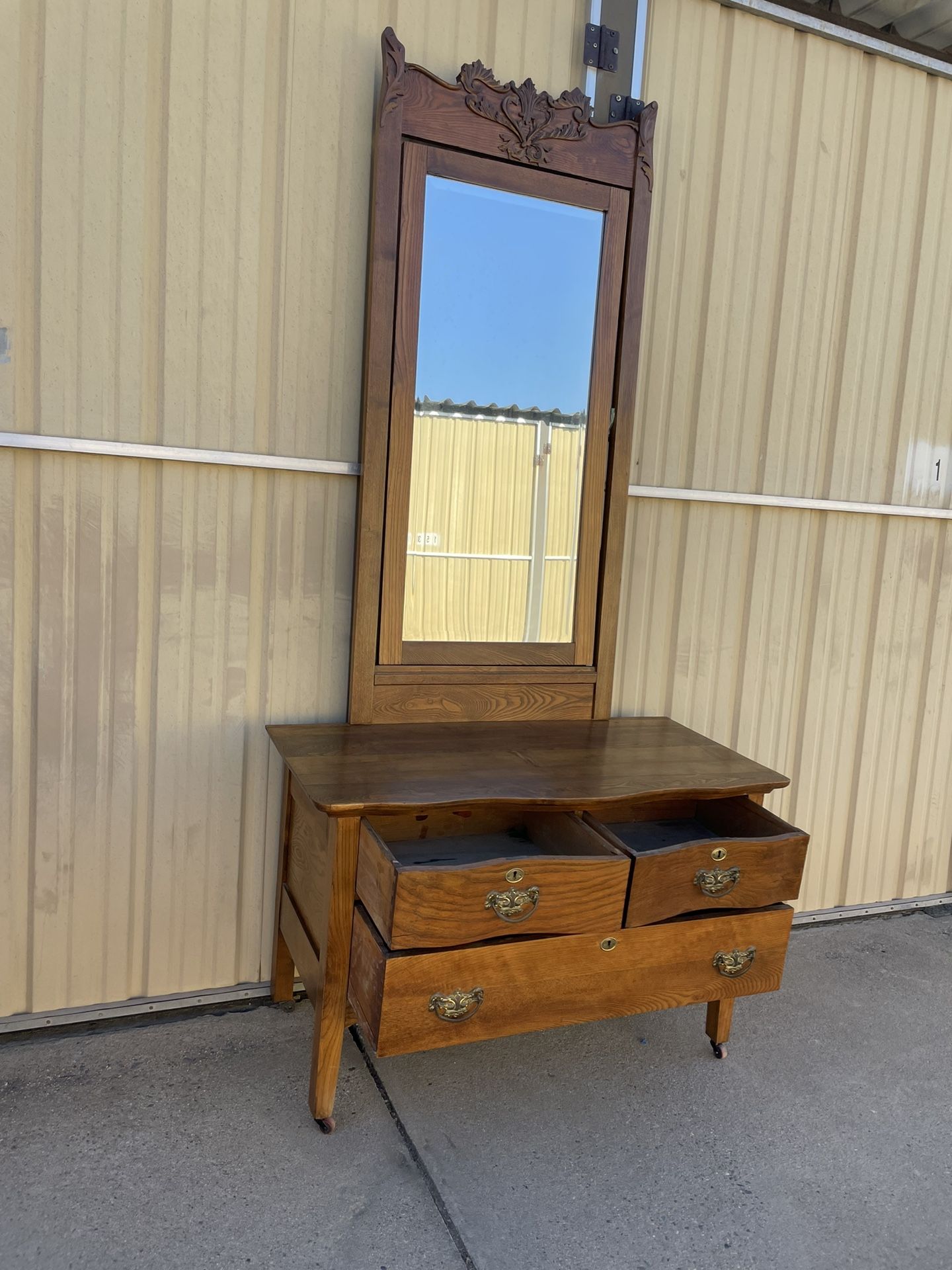 Antique Small Dresser With Mirror