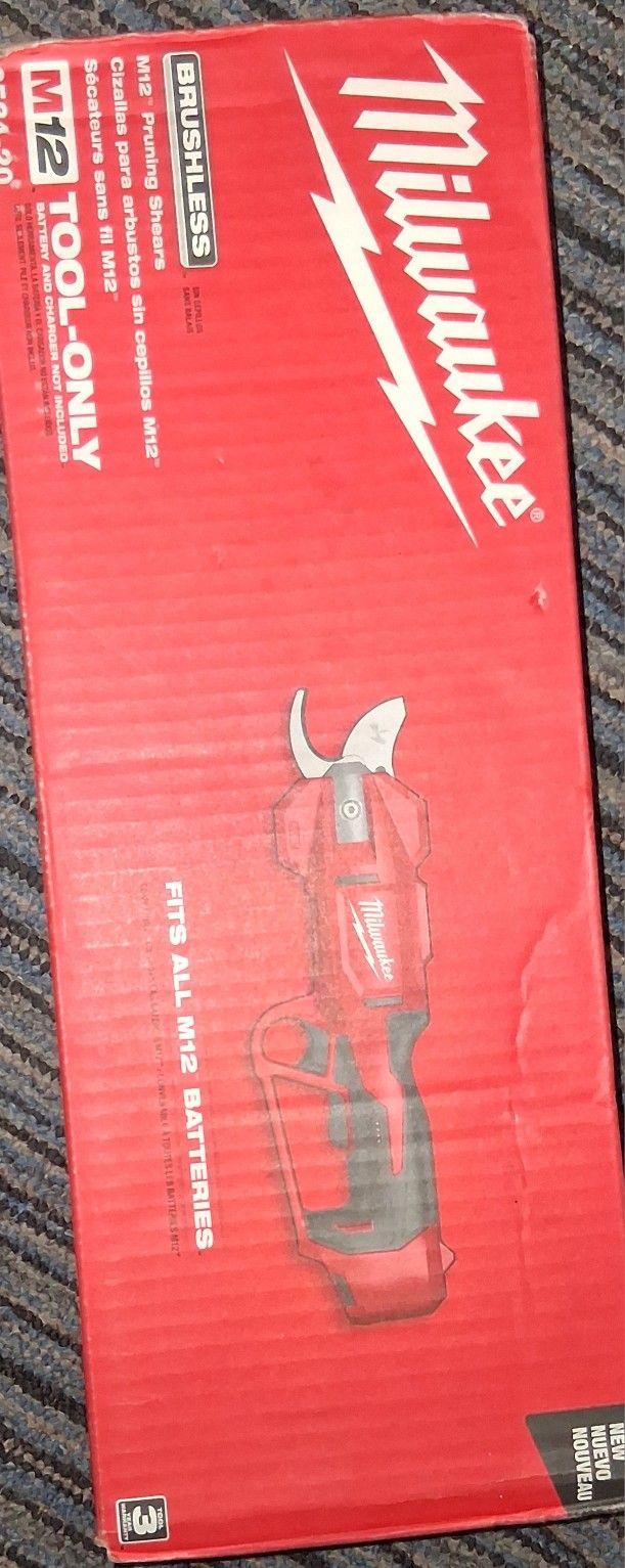 Milwaukee Pruning Shears M12