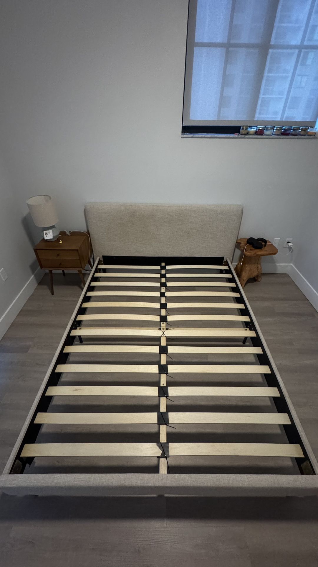 Bed frame With Mattress