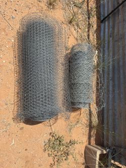 2 Rolls Chicken Wire Fencing