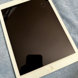 Apple iPad Air (1st Generation)