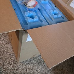 New 10 WaterBrick Stackable 3.5 Gallon Blue Water/Food Storage Container with Ventless Spigot