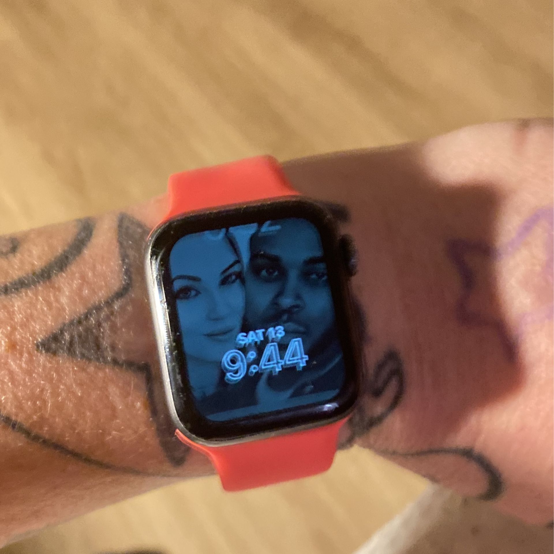 Apple Iwatch Series 5 for Sale in Las Vegas, NV OfferUp