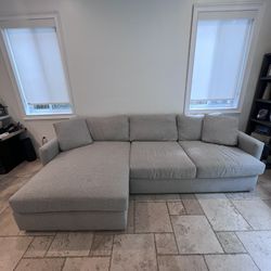 Comfortable Sectional Couch / Sofa
