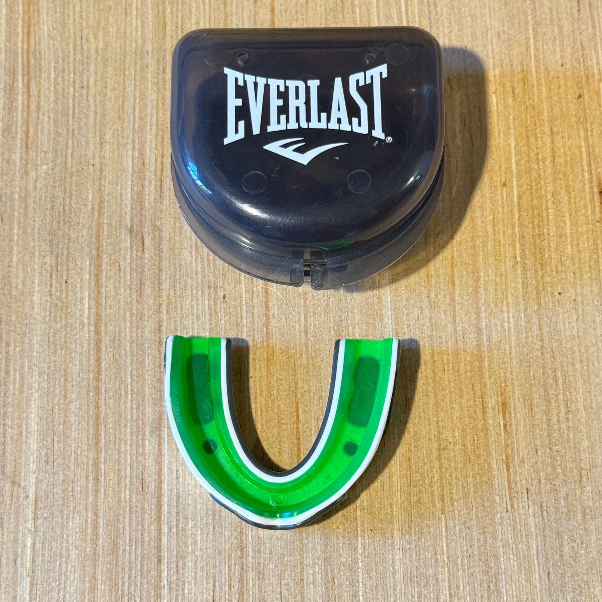 EVERLAST Mouthpiece Semi-Clear Case Green Mouth Piece Brand New Read Info Blw!