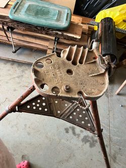RIDGID No. 450 Tristand Pipe Vise