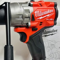 Milwaukee, M18 Hammer Drill And 1-5.0Ah Battery 