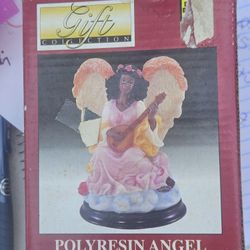 Polyresin Angel Figurine