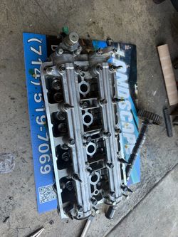 B16 head with goodies