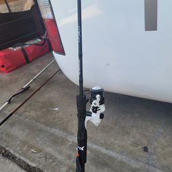 Kast King Rod And Spinning Reel Combo for Sale in San Diego, CA - OfferUp
