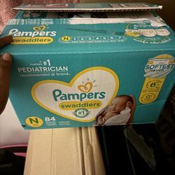 New Born Pampers 