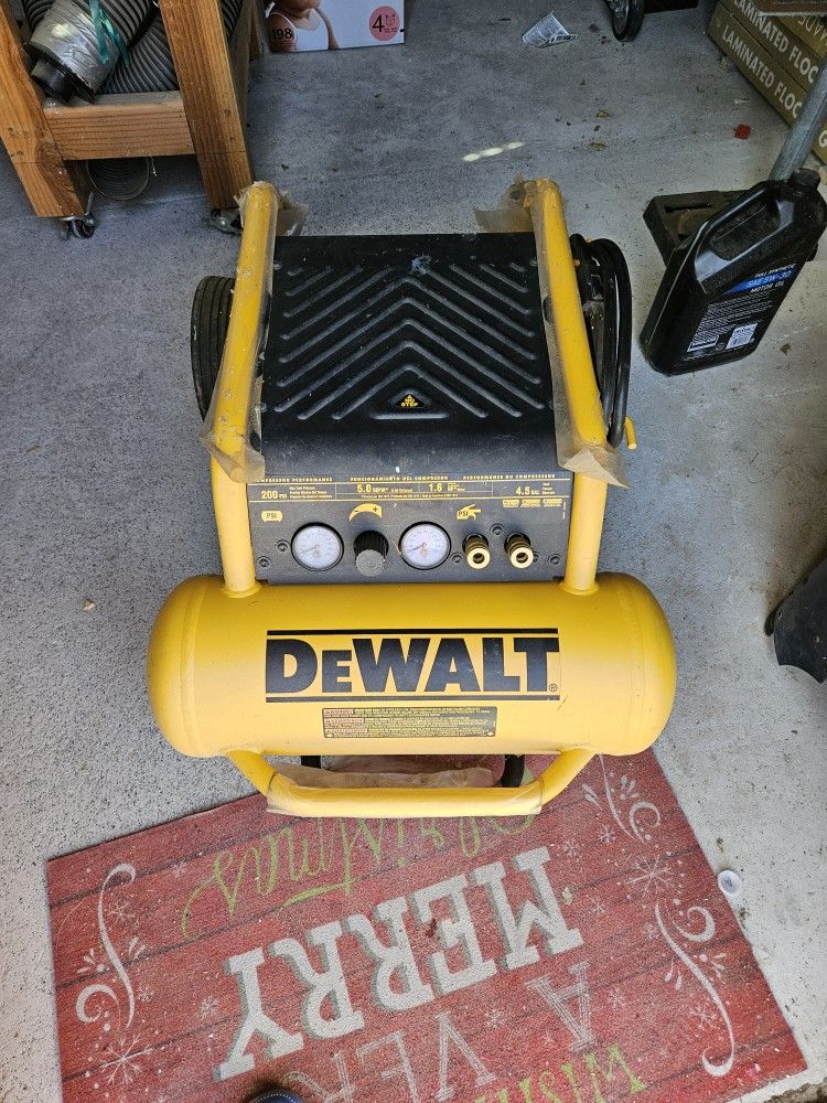 Dewalt Compressor