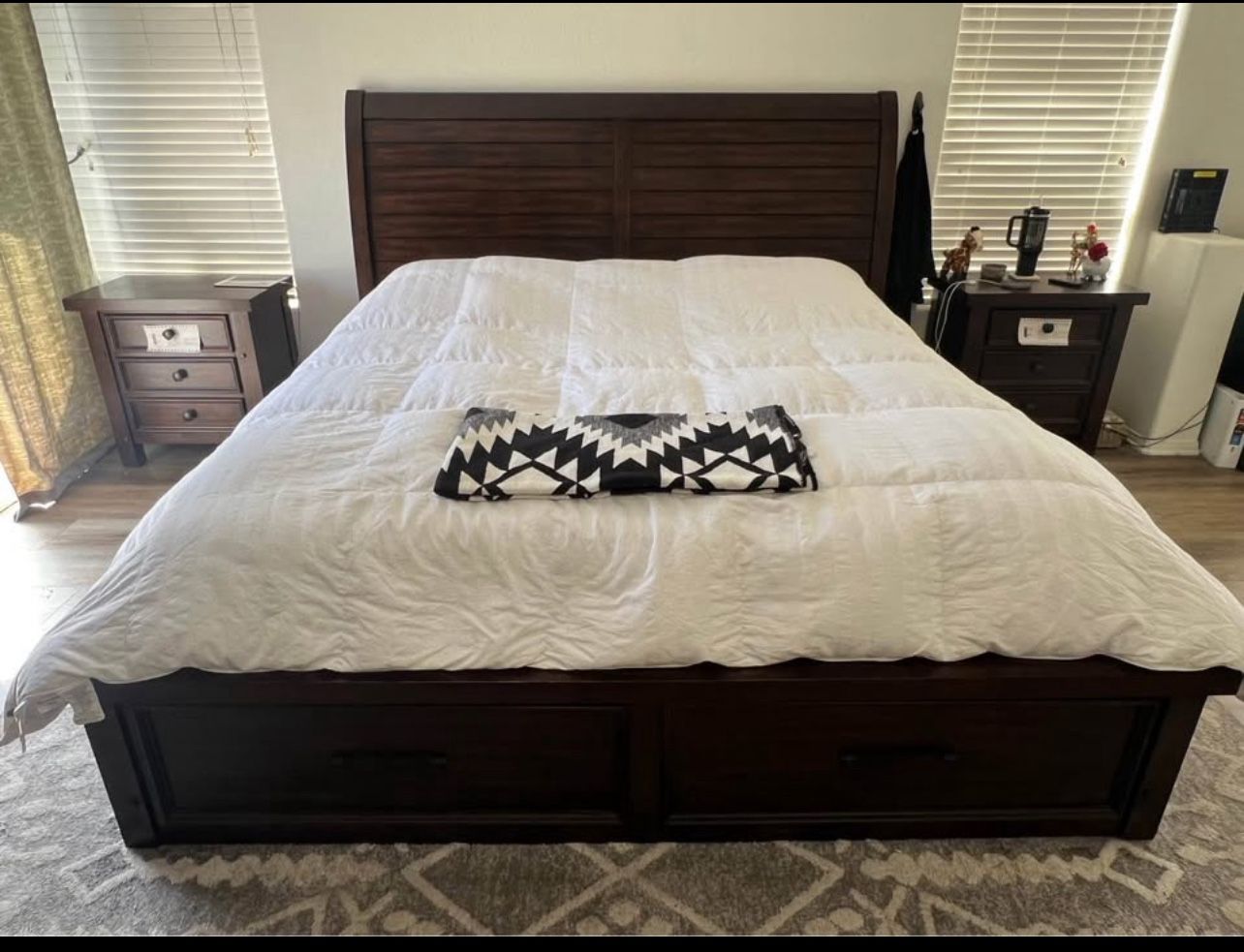 Sonora Sleigh Bedroom Set