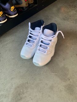 Jordan 11s Legend Blue