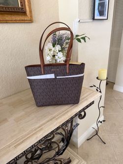 MK tote bag new with tag