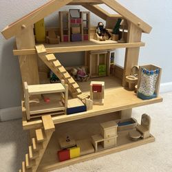 All Wood Dollhouse With With Furniture 