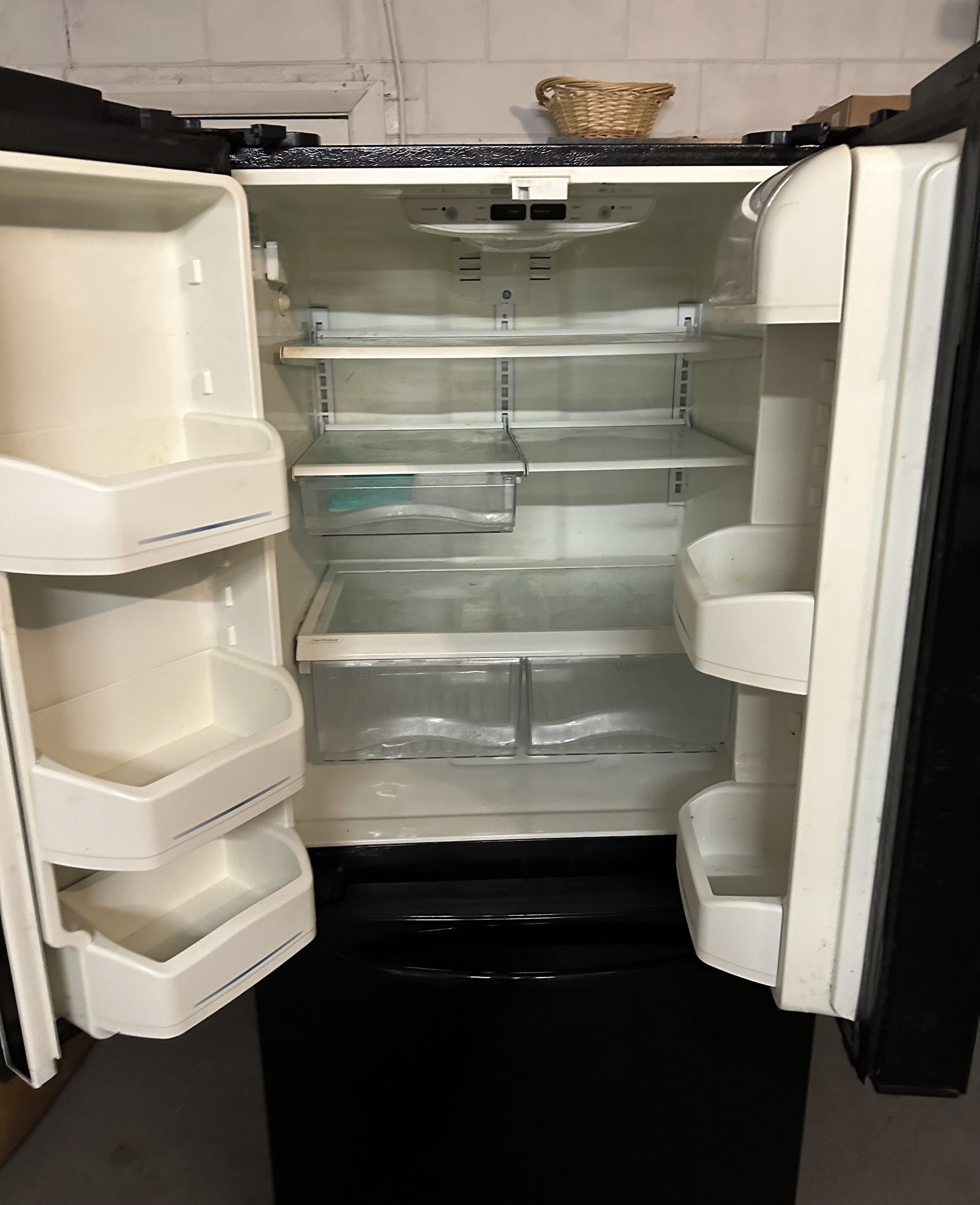 GE Refrigerator