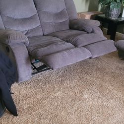 Sala reclinable/ living room recliner