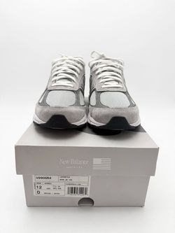 New Balance 990v4 Grey
