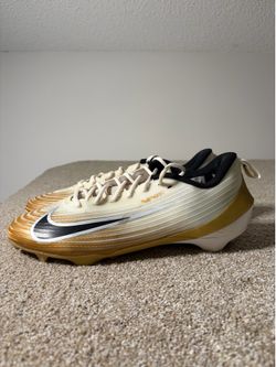 Nike Vapor Football Cleats Mens Size 11 Gold White Black Low Top FB3303-103