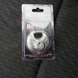 U-Haul Storage Unit Lock NEW in PackageU-Haul Storage Unit Lock NEW in Package