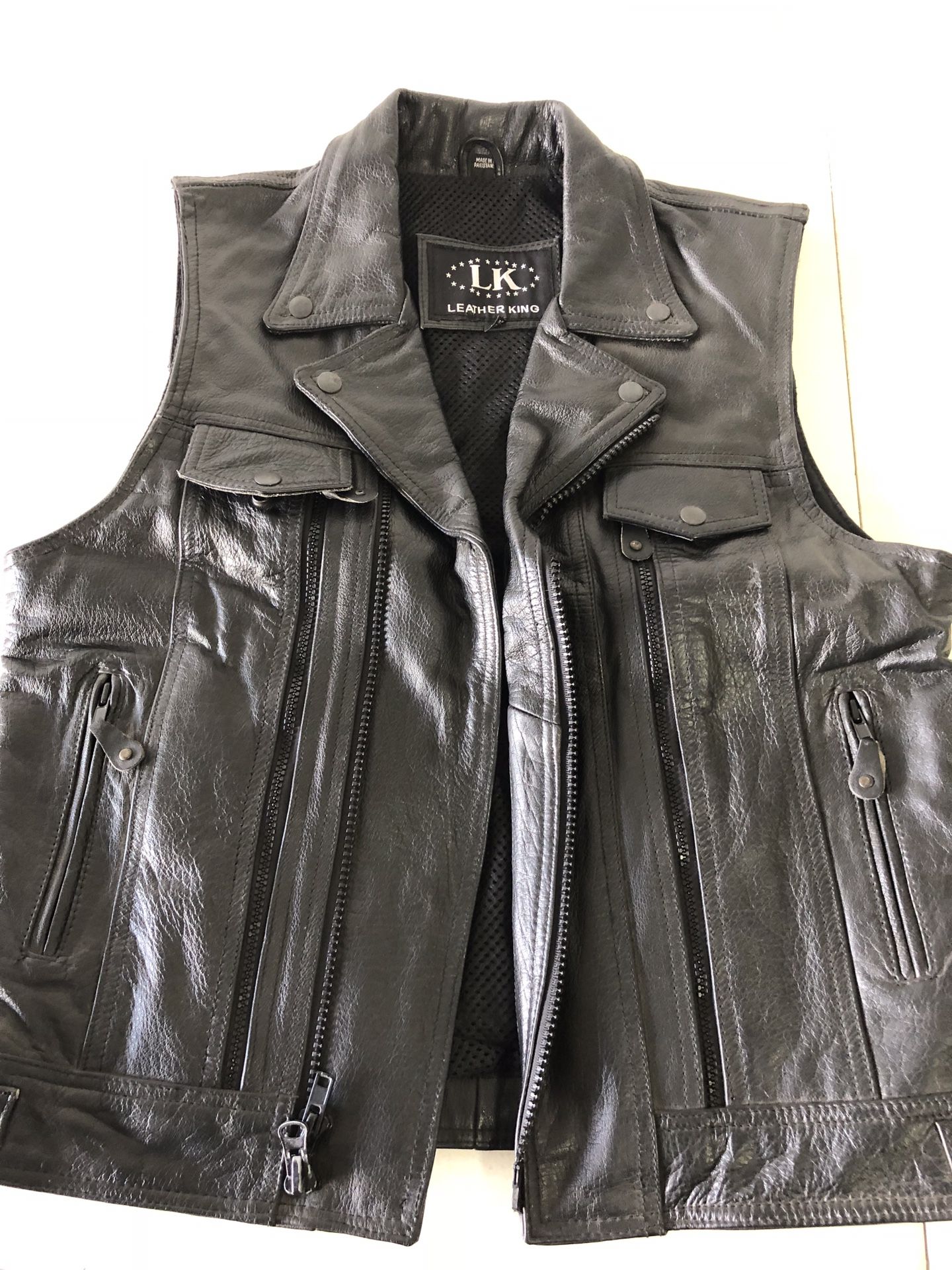 Leather King med. womens riding leather vest.