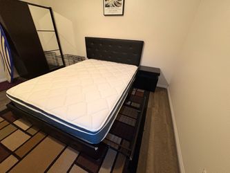 Queen Frame with New Mattress