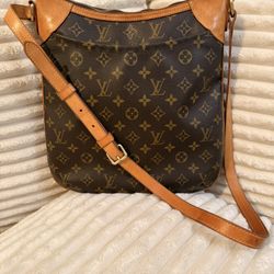 Louis Vuitton Monogram Canvas Odeon