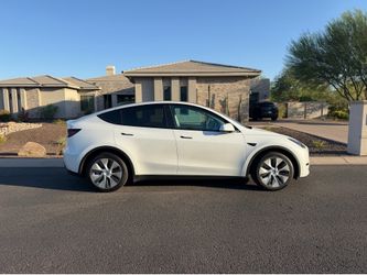 2023 Tesla Model Y – Under 10,000 Original Miles – Incredible Opportunity