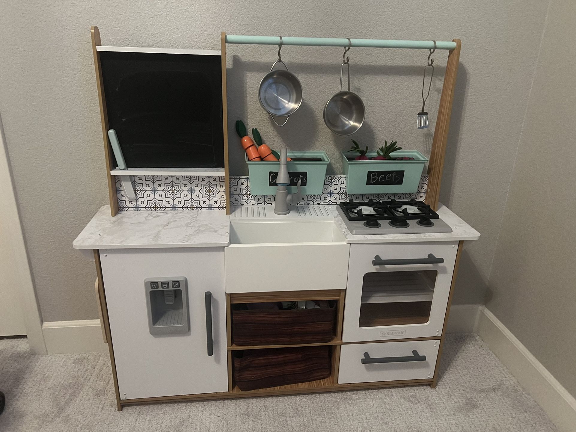 Kidkraft Play Kitchen