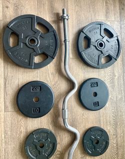 Standard Super Curl Bar with Weider Weight Plates 25s, 10s and 5s. (Total: 98 lbs)