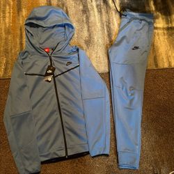 Baby Blue . Nike Sweatsuit Size Large N Xl 