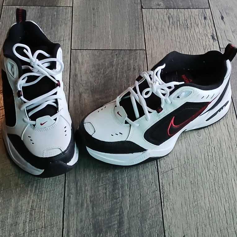 Nike Mens Shoes Size 9.5