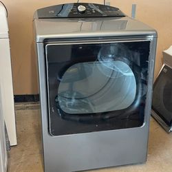 LIKE NEW ELECTRIC DRYER 