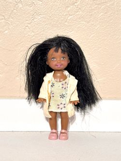 Vintage 2001 Mattel “Kelly Club, Career Day! – Veterinarian Tamika #52757” Doll