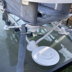 Hiccapop Portable Baby Chair 