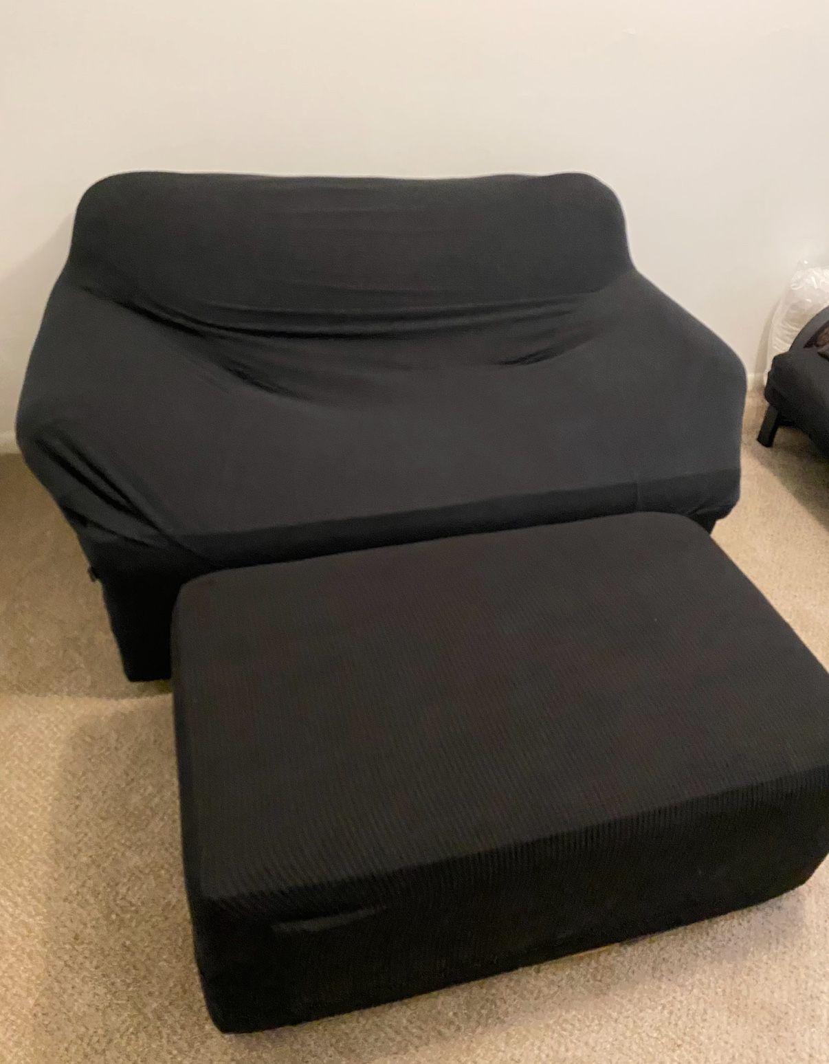 Oversized Chair With Ottoman 