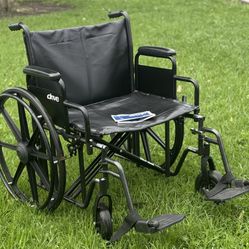 WHEELCHAIR 