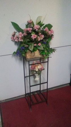 Mesita y arreiglo