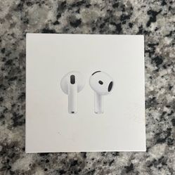 Apple Airpods In Excellent Condition