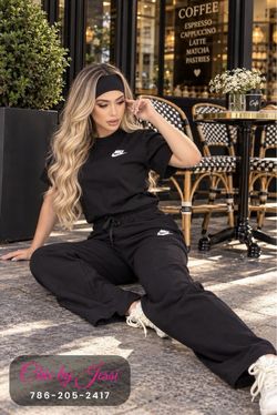 Nike Black Two-Piece Tracksuit Set