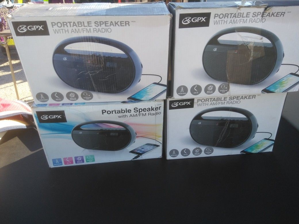 SPEAKERS NEW.  READ DETAILS