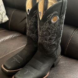 Cowboy Boots 