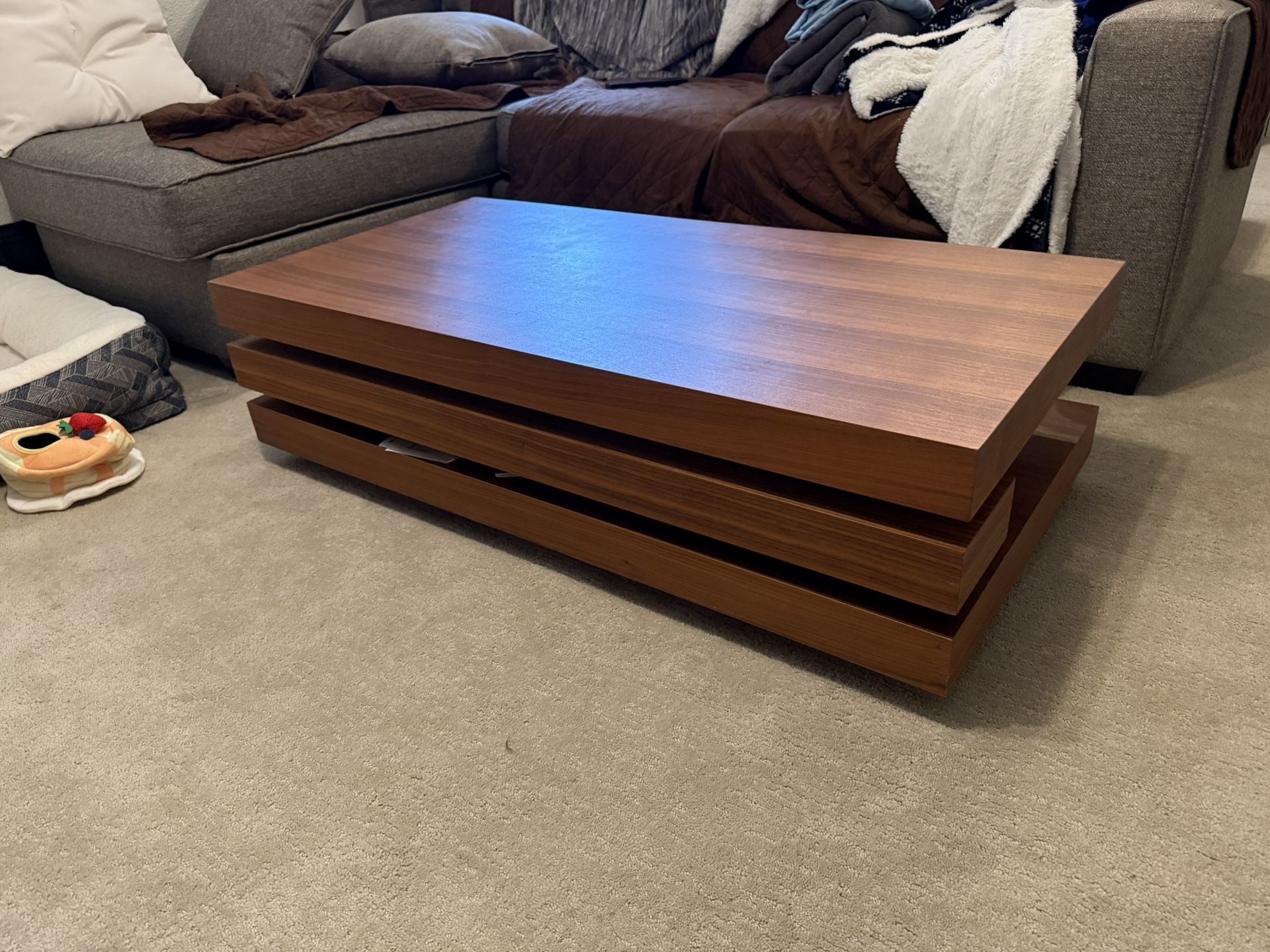 Dania Coffee And Side Table Set