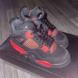Air Jordan 4 Retro