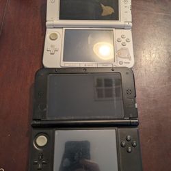 2 3DS LL (XL) For Parts - Turn On