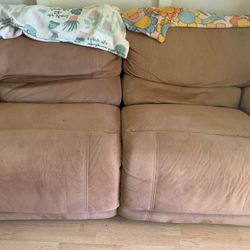 loveseat 