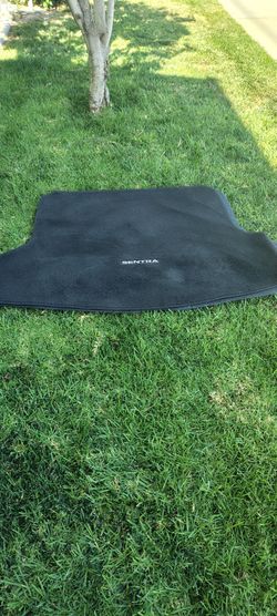 Nissan Sentra trunk mat