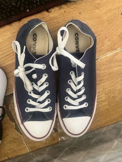 Navy blue all stars converse